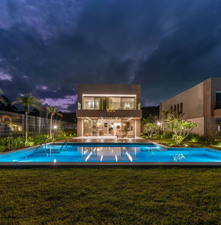 Casa no estaleiro