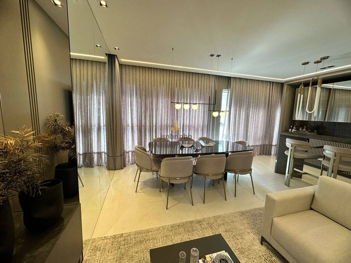 Royal tower balneário camboriú