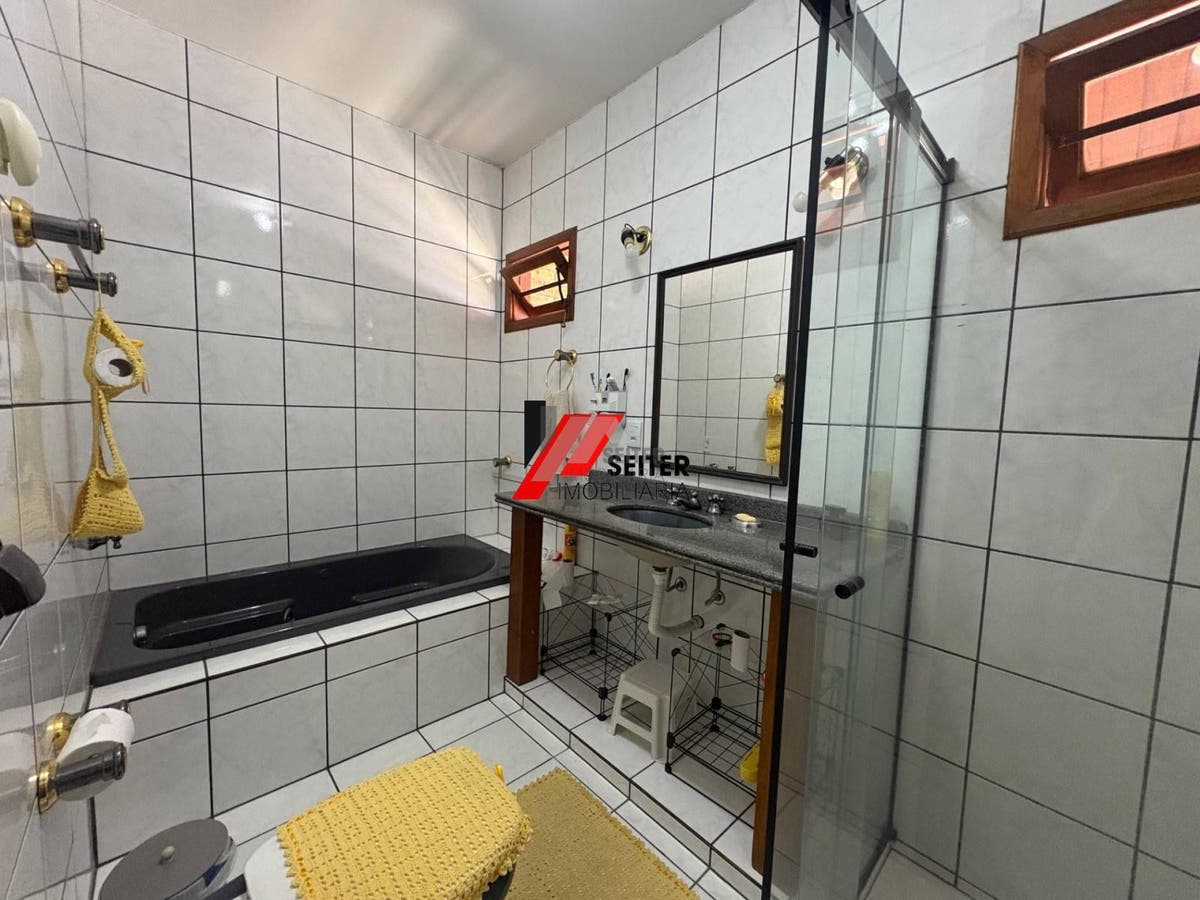 Casa a venda no João paulo próximo ao floripa shopping