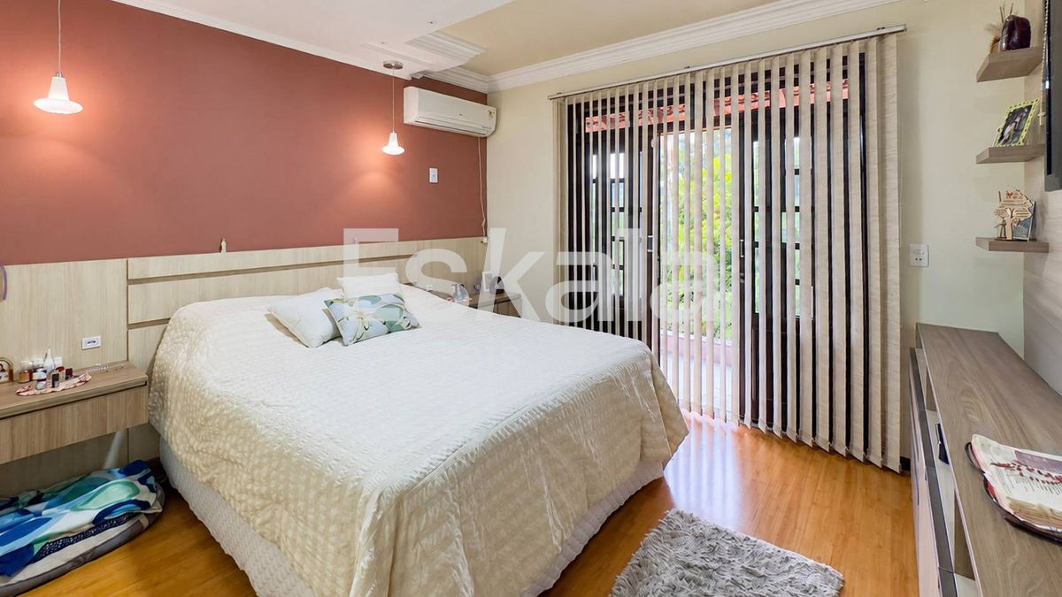 Casa, 4 quartos, 227 m² - Foto 7
