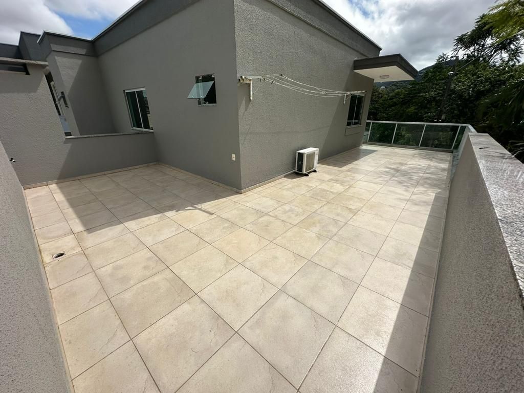 Casa 4 dorm. (3 suítes) — Casa Alto Padrão, Itapema/SC - Casa em Casa Branca, Itapema - à venda - Portal Imóveis Itapema