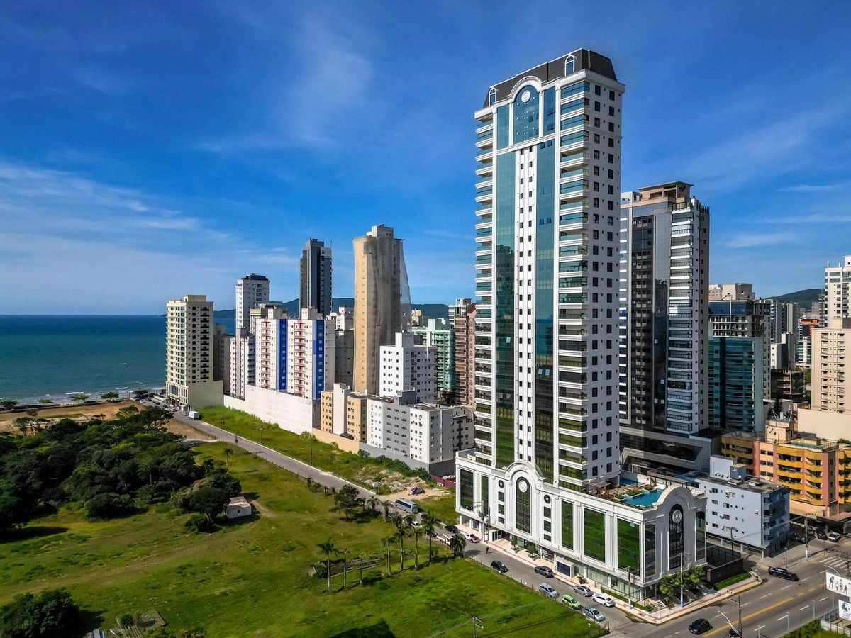 Apto 4 dormitórios (4 suítes) — Paramount, Itapema/SC - Apartamento em Meia Praia, Itapema - à venda - Portal Imóveis Itapema