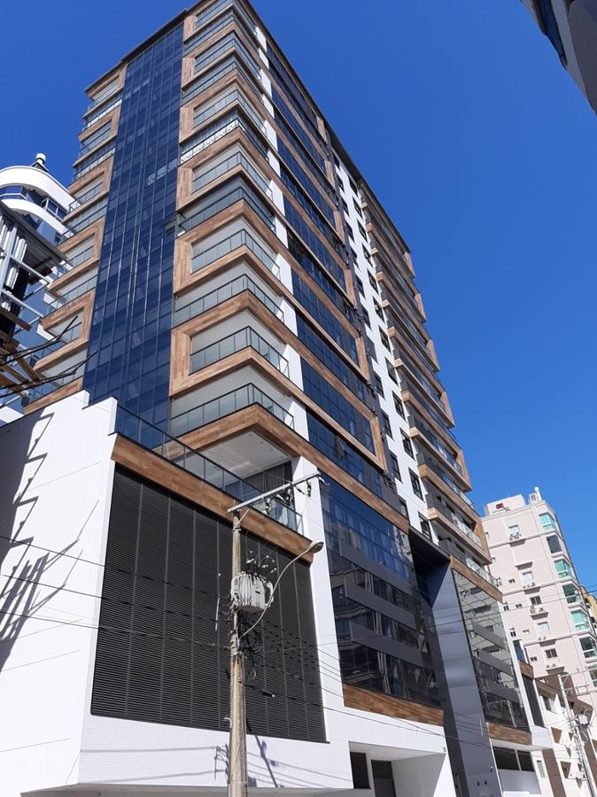 Apto 4 dormitórios (4 suítes) — Saint Laurent, Itapema/SC - Apartamento em Meia Praia, Itapema - à venda - Portal Imóveis Itapema