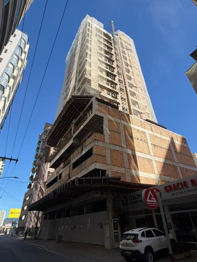 Apto 3 Dorm. (3 suítes) — Zaniah Residence, Itapema/SC - Apartamento em Meia Praia, Itapema - à venda - Portal Imóveis Itapema