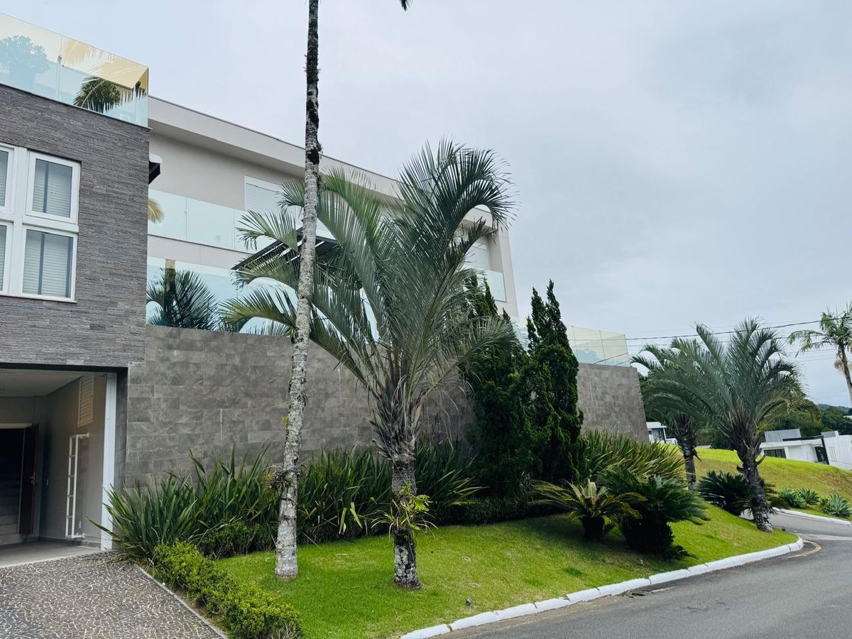 Mansão de Alto Padrão com Vista Mar! - Casa em Balneário Camboriú - Sale e à venda - EXO INVESTIMENTOS