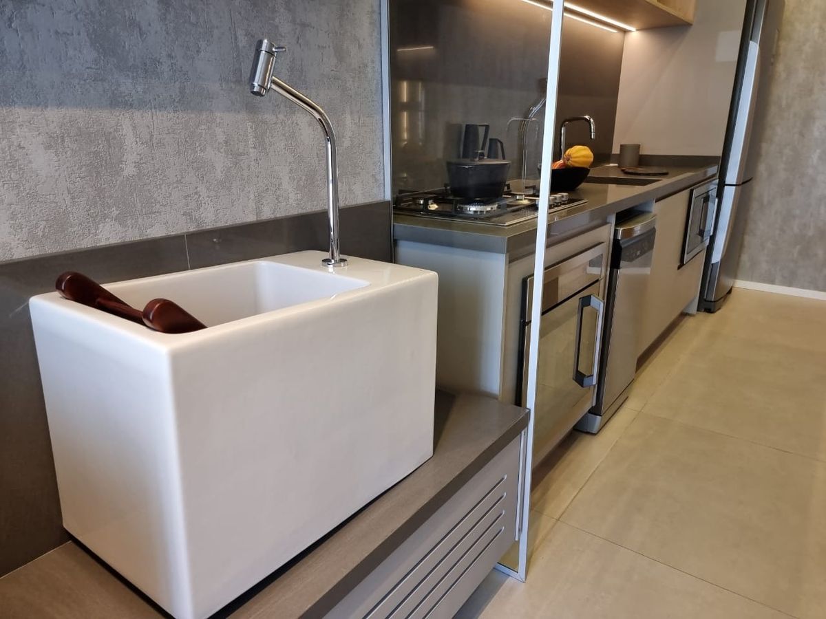 Exalt ibirapuera construtora eztec pronto 50 metros 01 suíte