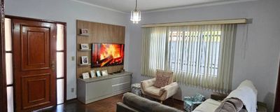 Casa à Venda com 3 Quartos e Edícula com Área de Lazer em Jardim São Paulo - Avaré. Foto 3