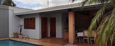 Casa com 2 quartos, Centro - Avaré. Foto 3