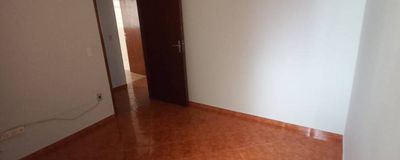 Casa com 2 quartos, lavanderia coberta e garagem no Centro - Avaré. Foto 3