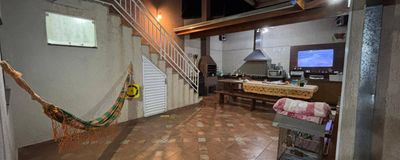 Sobrado à Venda com 4 Quartos e 2 Cozinhas Externas em Jardim Santa Cruz - Avaré. Foto 3