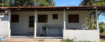 Casa à Venda com 2 Quartos, Cômodo nos Fundos e Terreno de 520 m² em Porto Miramar - Avaré. Foto 3