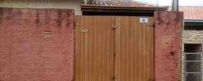 Casa com 3 quartos, Conjunto Habitacional Egydio Martins da Costa - Avaré. Foto 3