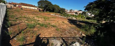 Terreno à Venda de Esquina com 1.815 Mts² em Centro - Avaré. Foto 3
