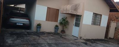 Casa com 2 Quartos, Lavanderia Coberta e Quintal nos fundos à Venda em Avaré I. Foto 3