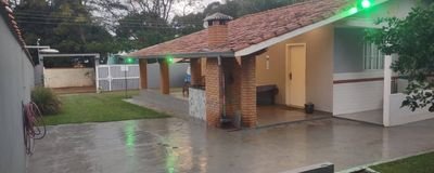 Casa à Venda com 2 Quartos, Churrasqueira e Edícula em Costa Azul - Avaré. Foto 3