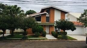 Casa com 2 quartos, Jardim Europa I - Avaré. Foto 3
