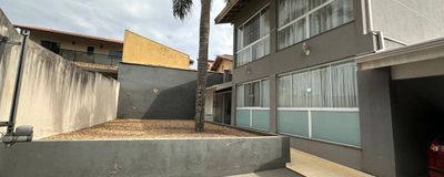 Sobrado à Venda com 2 Suítes e Garagem para 4 Carros em Resid. Armando de Paula Assis - Avaré. Foto 3