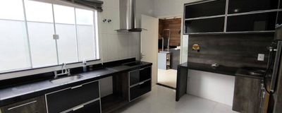 Casa à Venda com 3 Quartos (1 Suíte com Closet); Área de Lazer e Cozinha Planejadas e Banheira de Hidromassagem no bairro Vila São Judas Tadeu - Avaré. Foto 3