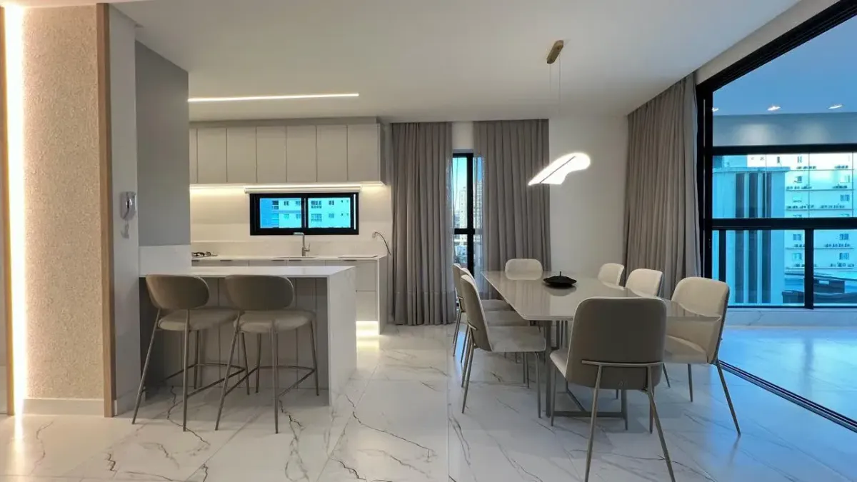 Edifício LE Voyage Residence 3 Suítes 4 Banheiros 2 Vagas Meia Praia Itapema SC - Apartamento em Meia Praia, Itapema - à venda - Imobiliária Rota do Sol Itapema