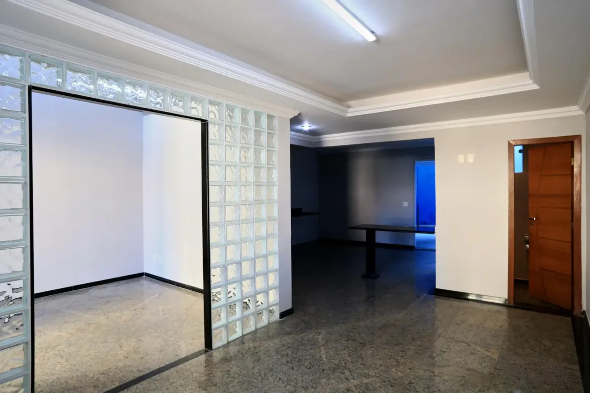 Casa com 3 quartos à Venda, Nova Floresta - Belo Horizonte - Casa em Nova Floresta, Belo Horizonte - à venda - Silvio Ximenes Imobiliária