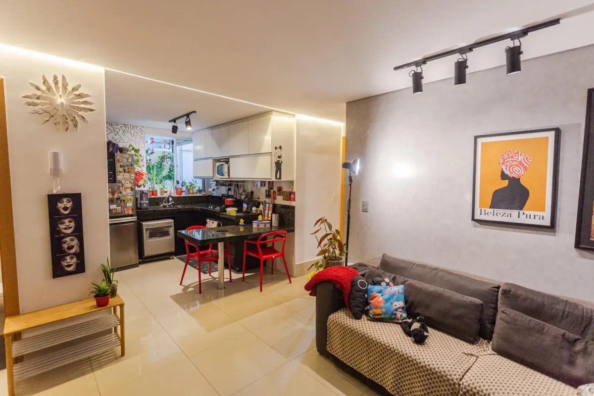 Área Privativa com 2 quartos à Venda, Santo Antônio - Belo Horizonte - Área Privativa em Santo Antônio, Belo Horizonte - à venda - Silvio Ximenes Imobiliária
