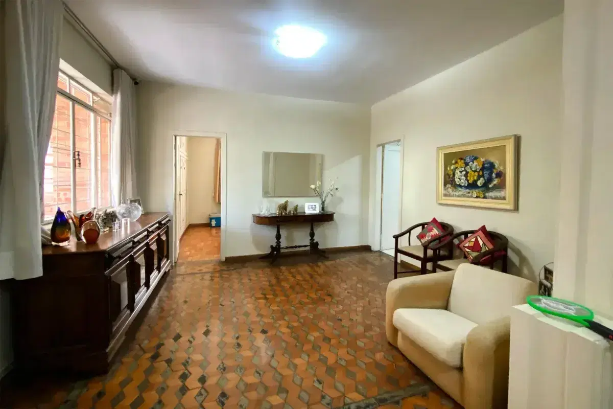 Casa com 6 quartos à Venda, Cruzeiro - Belo Horizonte - Casa em Cruzeiro, Belo Horizonte - à venda - Silvio Ximenes Imobiliária