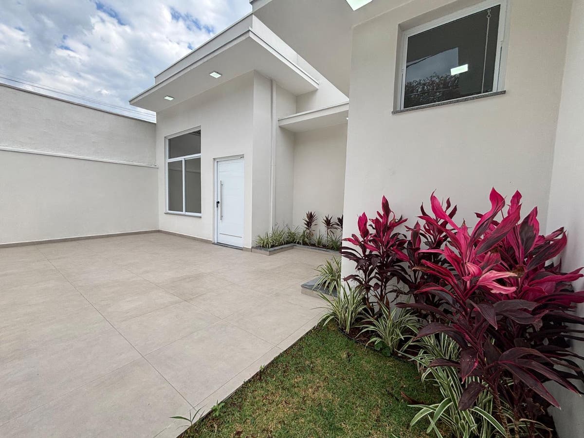 Casa Finalizando Construção / Colinas do Alegre - Casa em Colinas do Alegre, São João da Boa Vista - à venda - Helena Imóveis