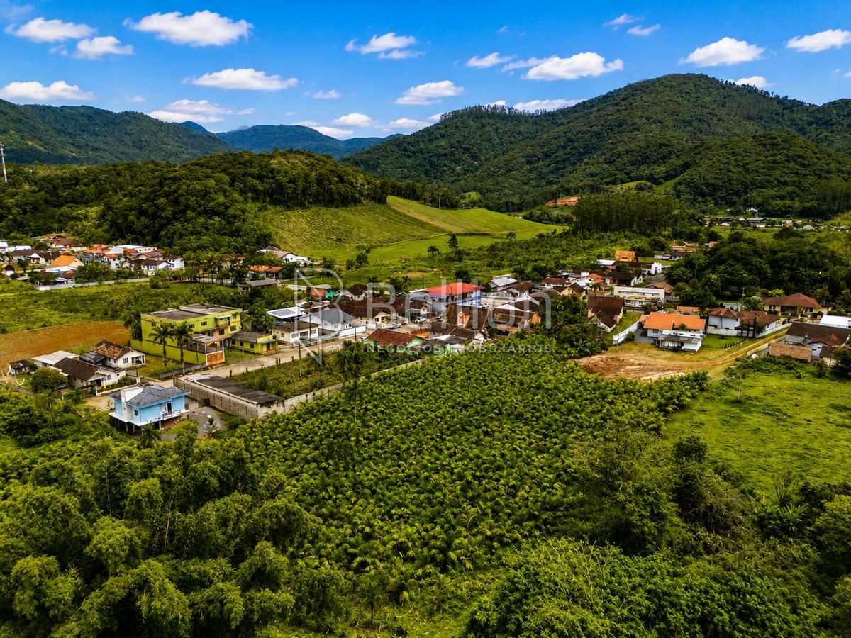 Terreno à Venda no Centro de Rio dos Cedros 4.619,72 m²