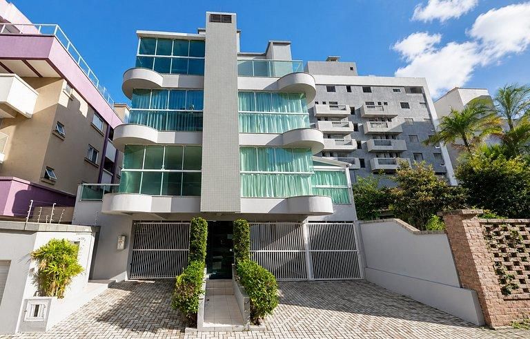 Aluguel de Temporada em Bombas – Cobertura Duplex com Piscina Privativa - Cobertura em Bombas, Bombinhas - para temporada - PAULA CRISTINA DA SILVA MINELLA NEGOCIOS IMOBILIARIOS LTDA