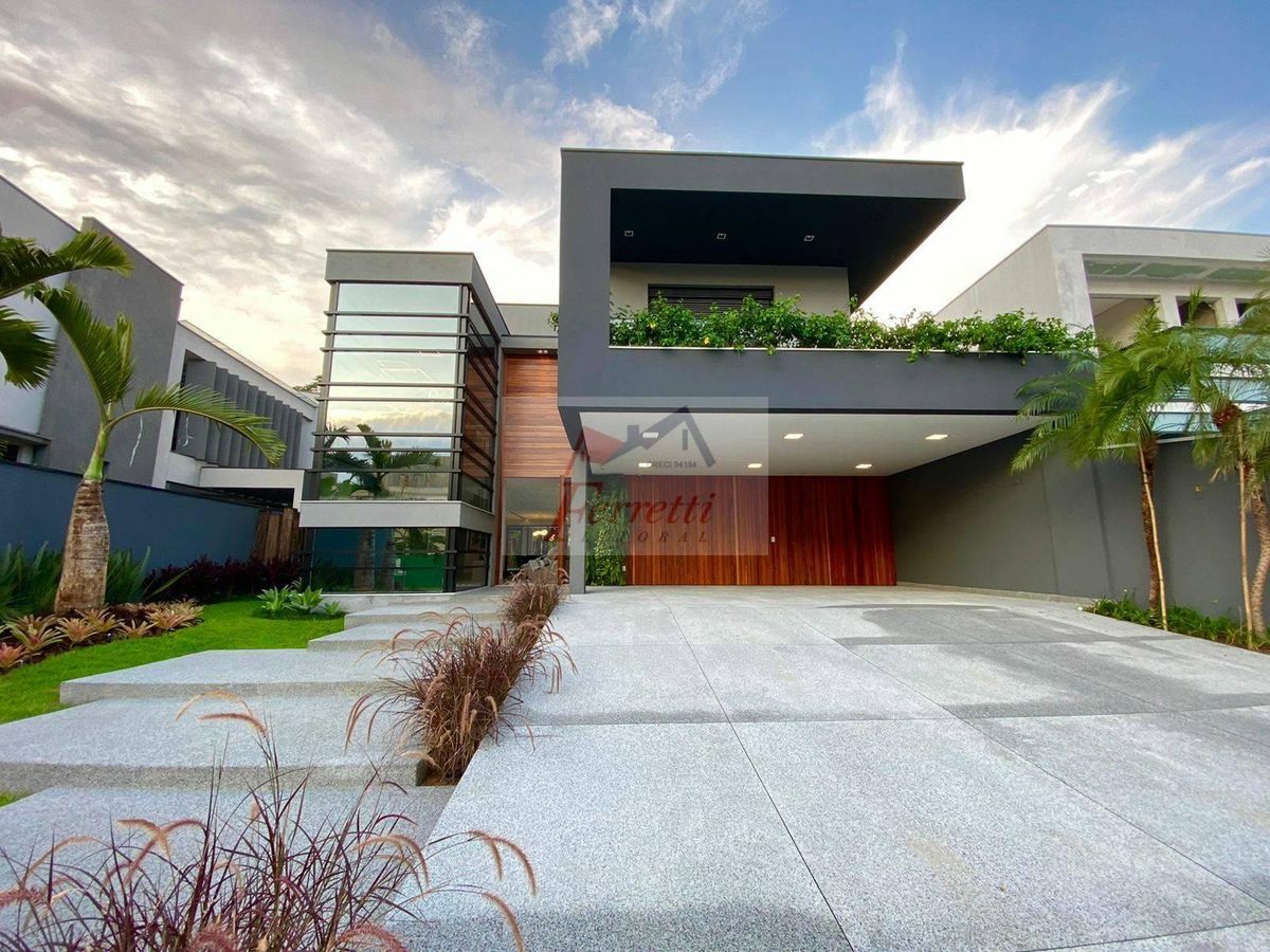 Casa  de alto padrão com 8 suítes à venda em  Riviera de São Lourenço - Bertioga/SP