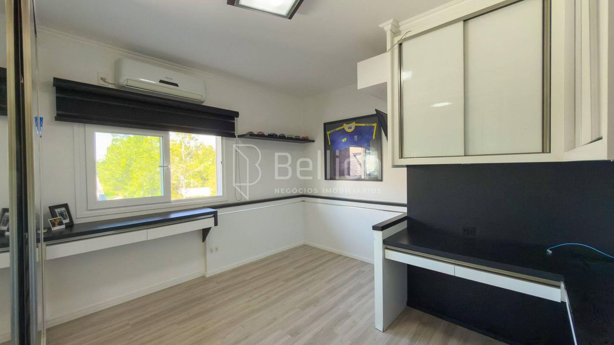 Uma casa que traduz alto padrão em cada detalhe.