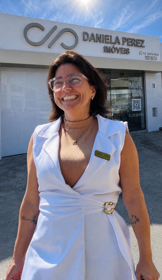 Daniela Ferreira Perez Esteves