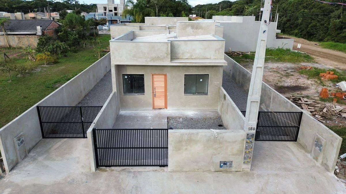 Casa com 2 dormitórios à venda, 44 m² por R$ 259.000 - Jardim da Barra - Itapoá/SC - Casa em Jardim da Barra, Itapoá - à venda - Nossa Praia Imóveis