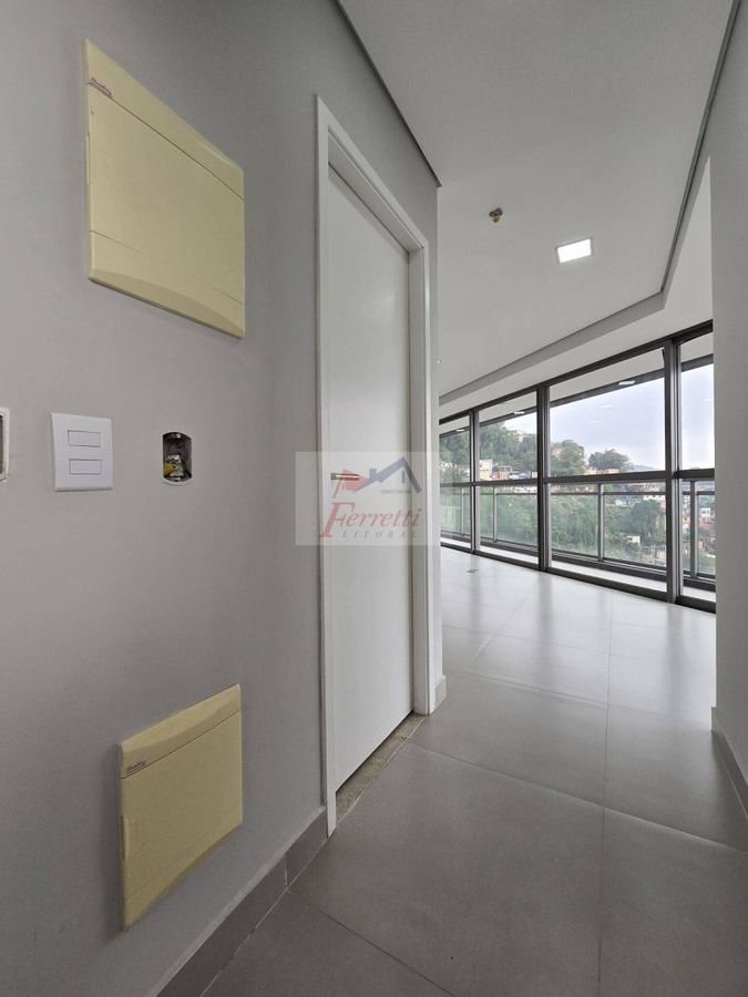 Sala-comercial com 71,79m² para venda em Valongo Santos/SP