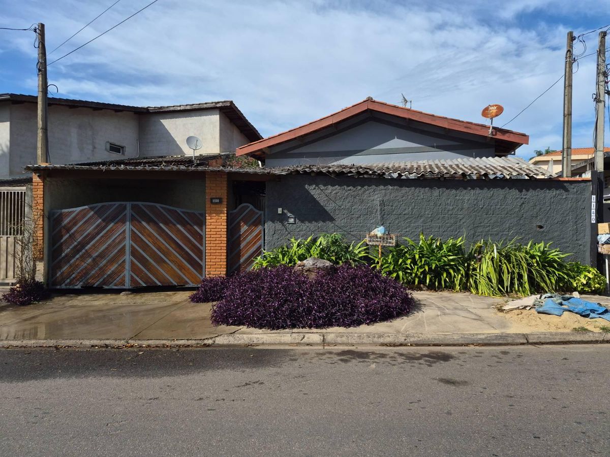 Casa com 4 quartos, Jardim dos Pinheiros - Atibaia - Casa em Jardim dos Pinheiros, Atibaia - para locação - A T IMOVÉIS