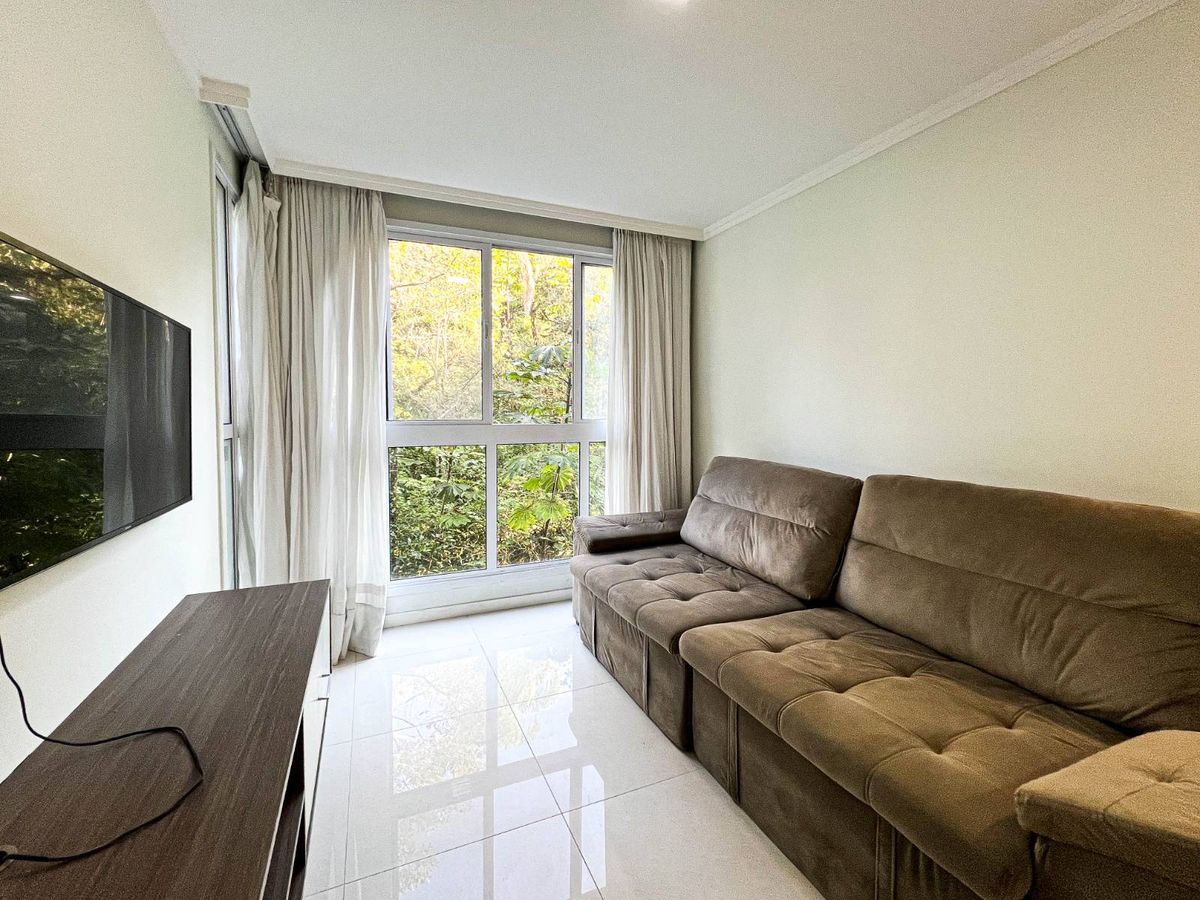 Apartamento mobiliado com 3 dormitórios à venda no Ed. Garden Village em Balneário Camboriú - Apartamento em Nações, Balneário Camboriú - à venda - Desc Imóveis