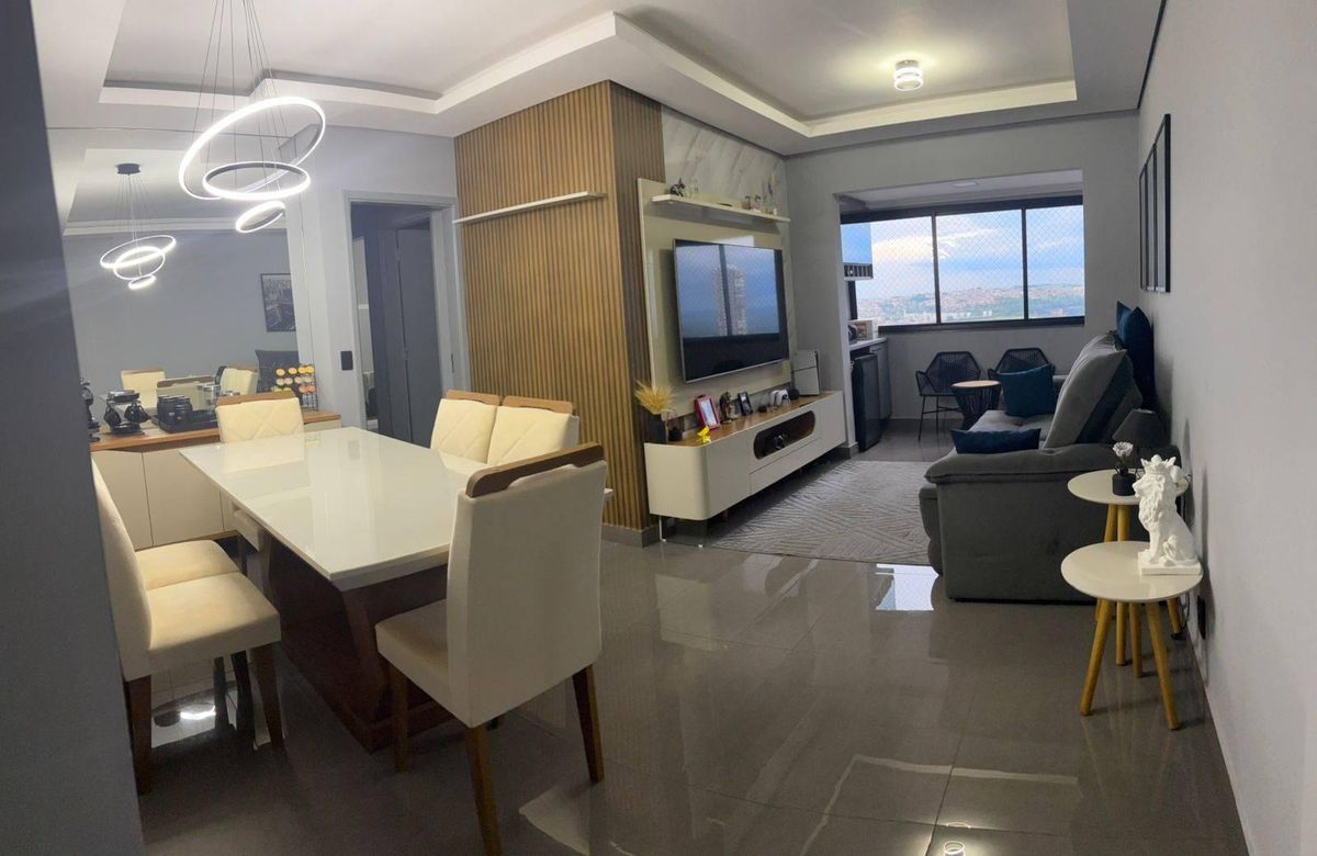 PLAZA FERRARA - Centro - Residencial › Apartamento