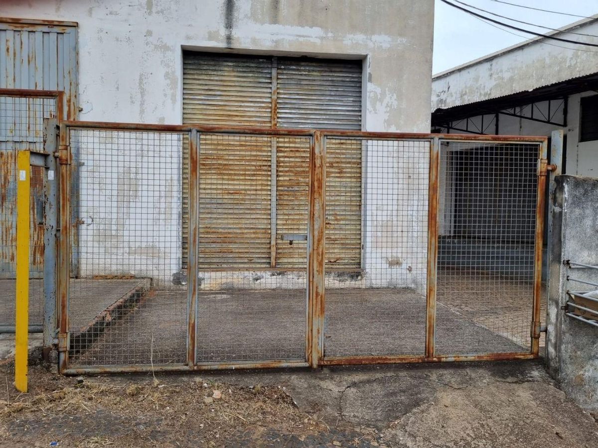 2 barracões Venda /Locação: 1000m2 e 2000m2 - escritório, refeitório, banheiros, ótima localização em Valinhos, ar. central. Opçao negocio separados, foto 5
