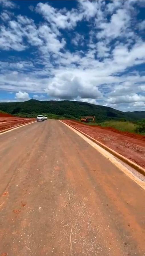 LOTE COM 316 M2 NO NOVO BAIRRO BELVEDERE EM CONCEIÇÃO DO MATO DENTRO MG