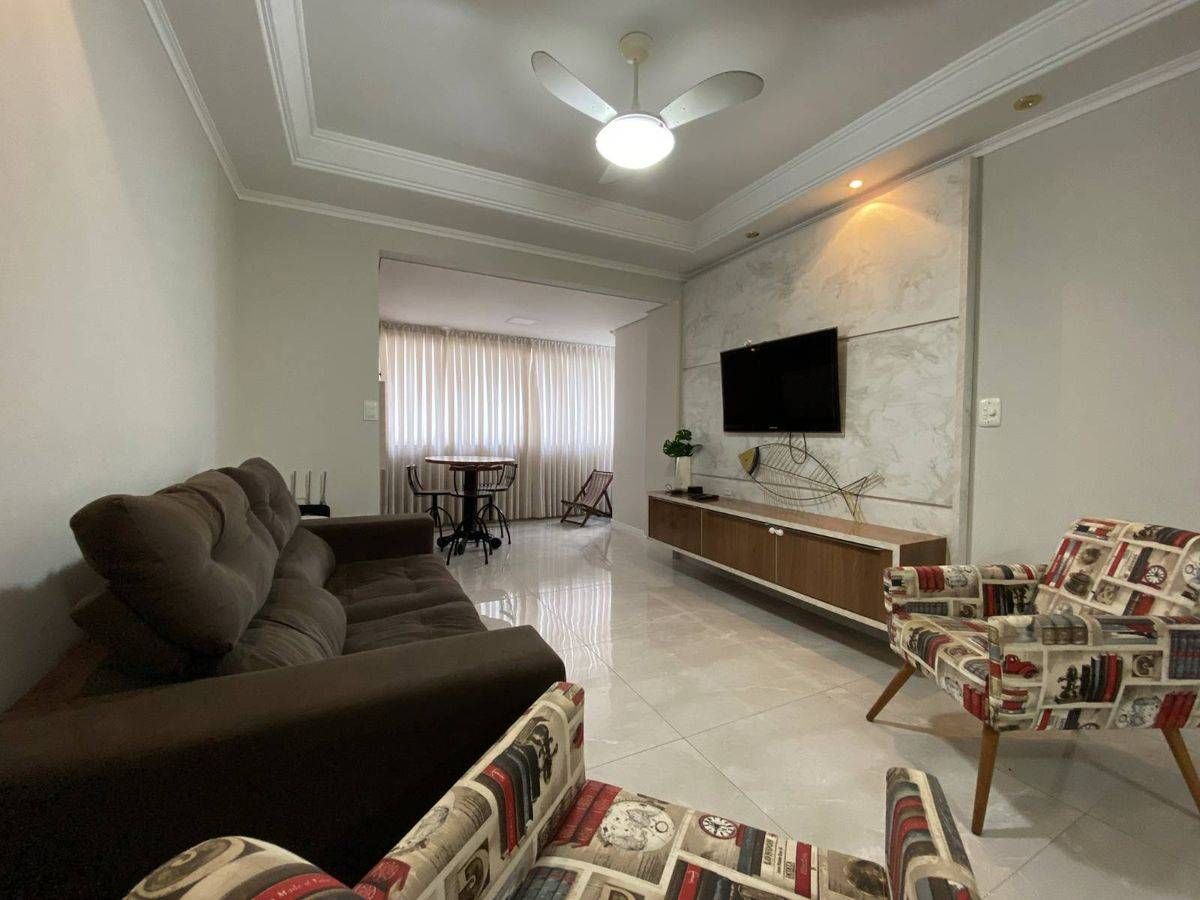 Apartamento para locação anual de 03 dormitórios com vaga de garagem na quadra do mar - Apartamento em Barra Sul, Balneário Camboriú - para locação - Desc Imóveis
