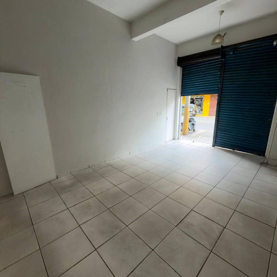 Comercial, Centro - Itajubá - Comercial em Centro, Itajubá - para locação - Colibri Imóveis Ltda