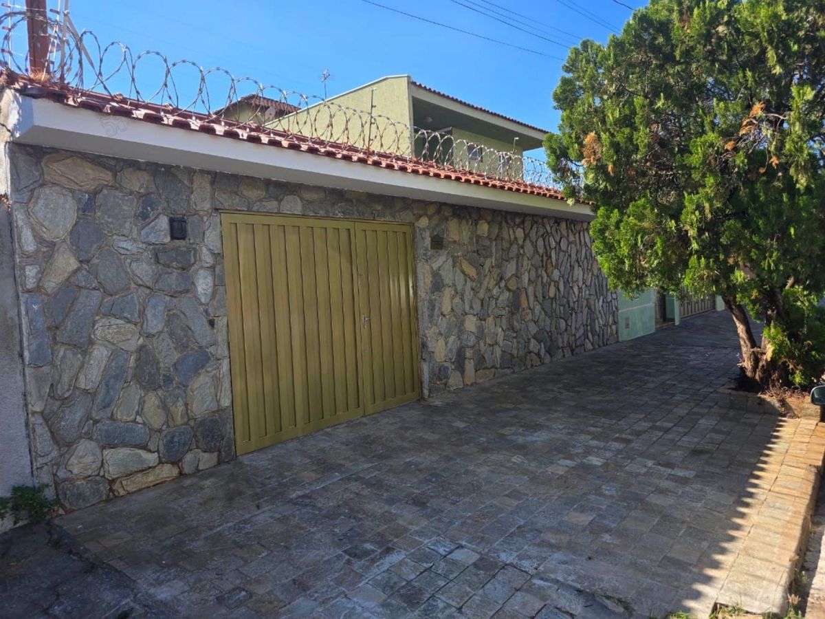 2 casas independentes + 1 Edícula - Casa em Ipiranga, Ribeirão Preto - à venda - JEORGE SILVA ARAUJO