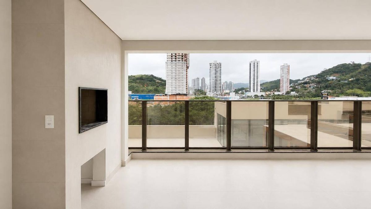 Apartamento Diferenciado à Venda no Torres da Brava Sirena na Praia Brava - Apartamento em Praia Brava - à venda - IMOBILIÁRIA TERRA ITAJAI LTDA