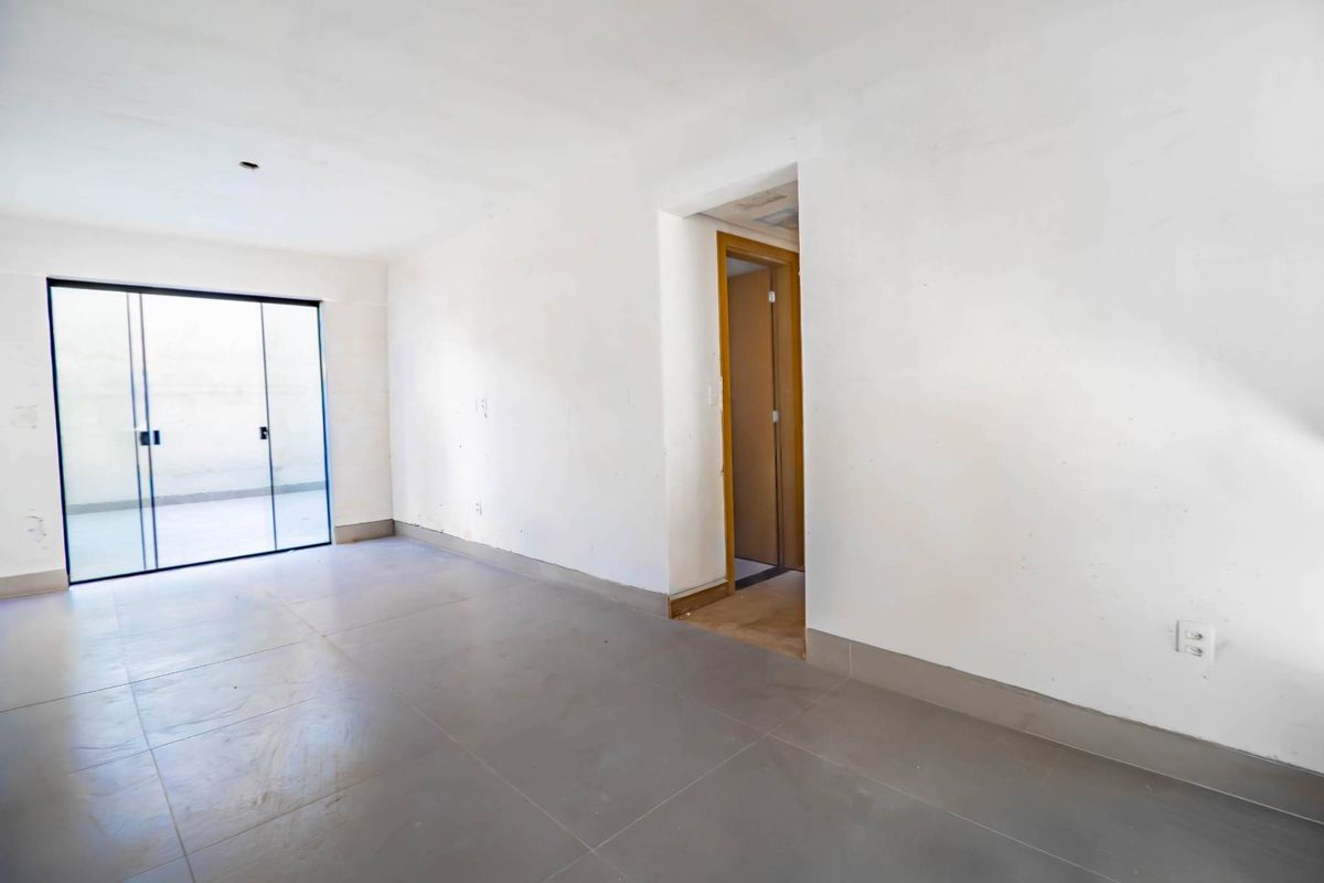 Área Privativa com 3 quartos à Venda, Alto Barroca - Belo Horizonte - Área Privativa em Alto Barroca, Belo Horizonte - à venda - Silvio Ximenes Imobiliária