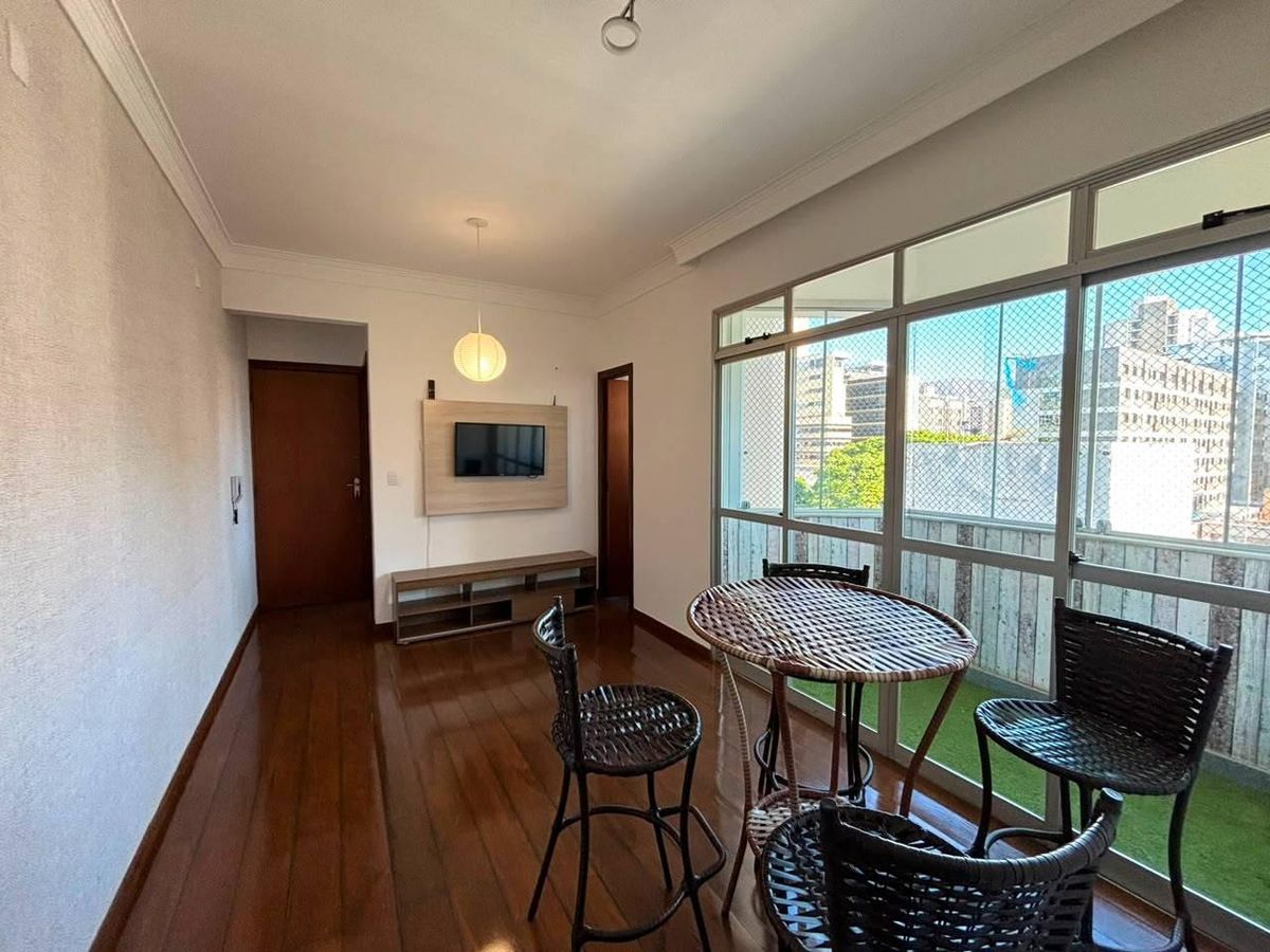 Apartamento 2 Quartos para Alugar em Santa Efigênia | Varanda e 1 Vaga - Apartamento em Santa Efigênia, Belo Horizonte - para locação - EQUIPE1 NEGOCIOS LTDA