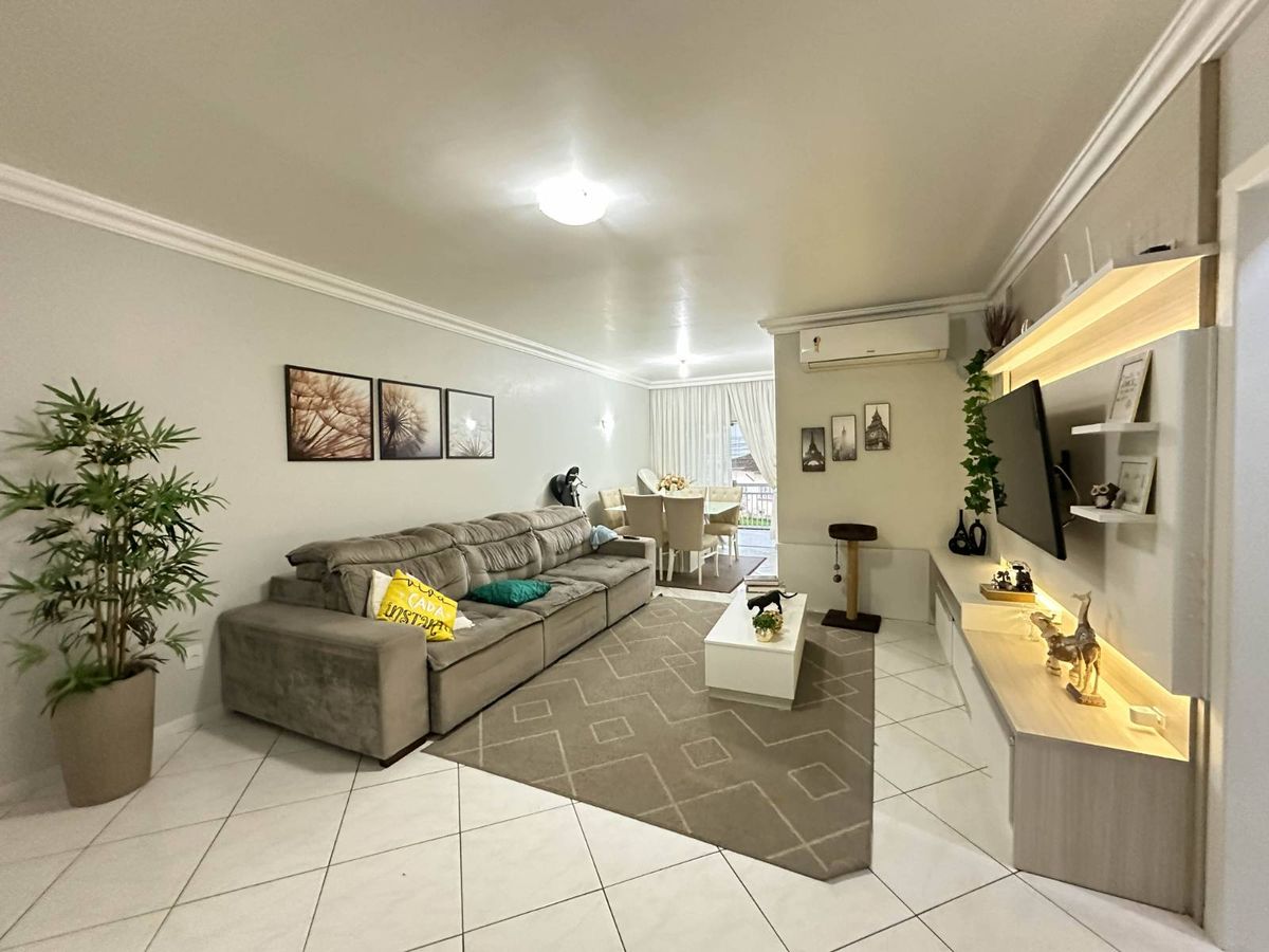 APARTAMENTO COM SUÍTE + 2 QUARTOS, CZERNIEWICZ - Apartamento em Czerniewicz, Jaraguá do Sul - à venda - IMOB Imóveis