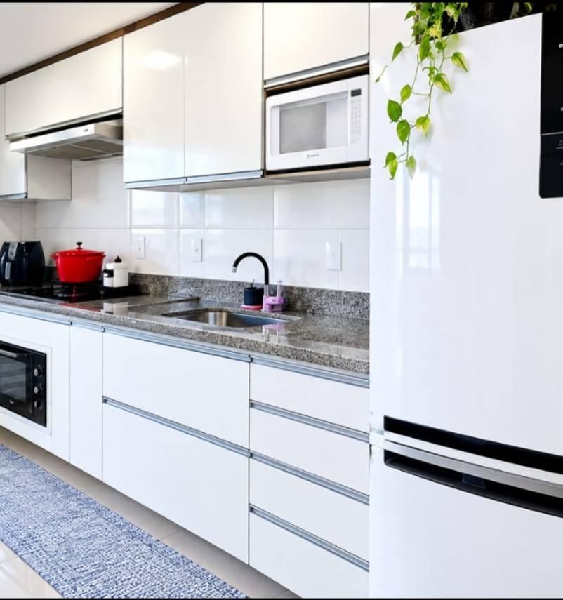 Moderno minimalista.