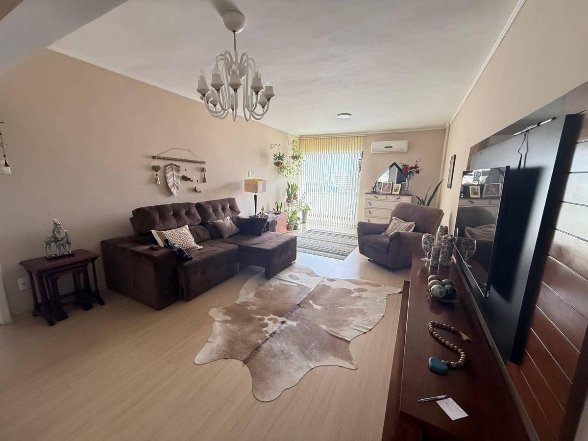 Apartamento 3 quartos Centro Itajaí SC com 110m² e 1 suíte