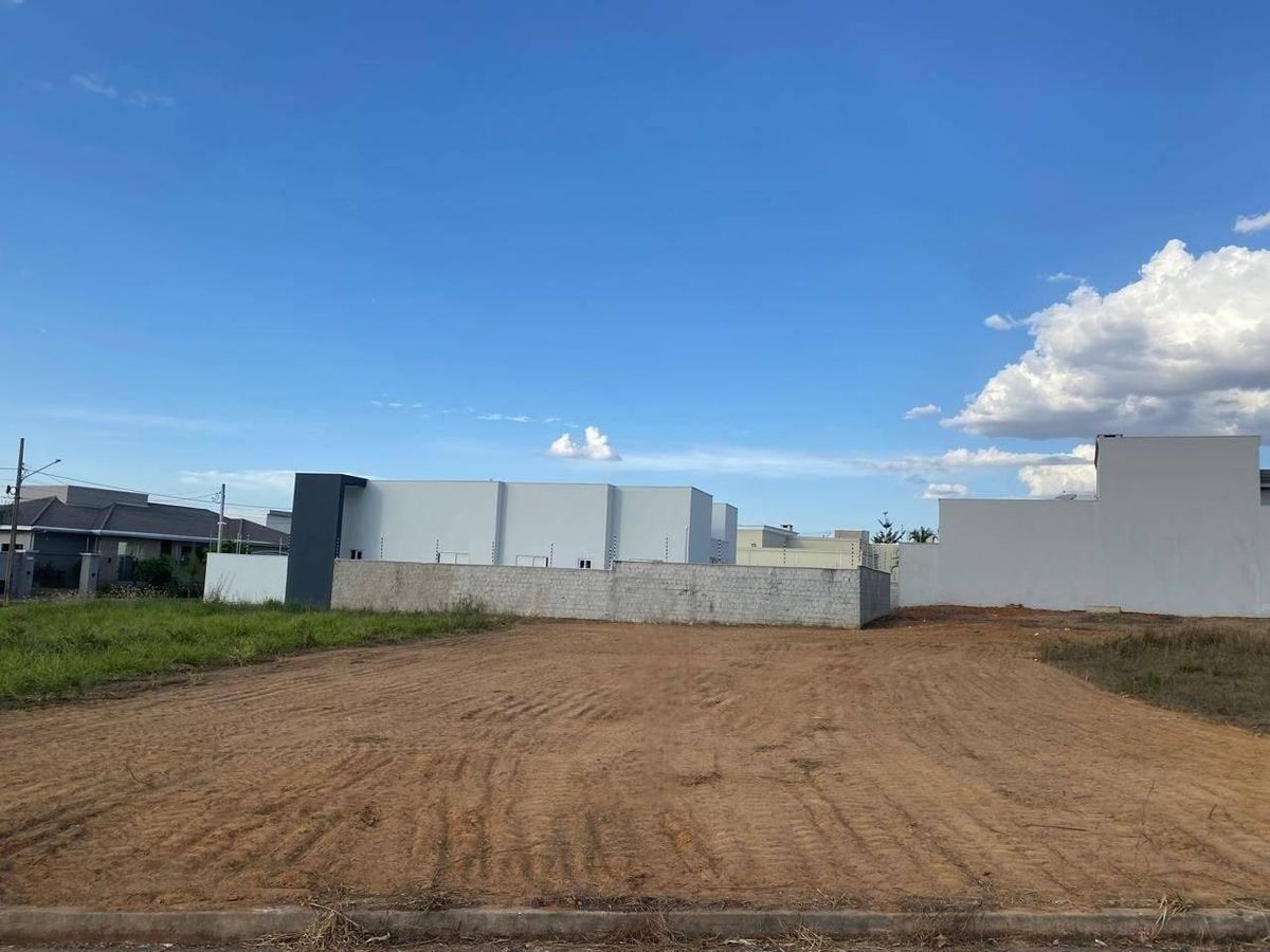 Lote/Terreno em