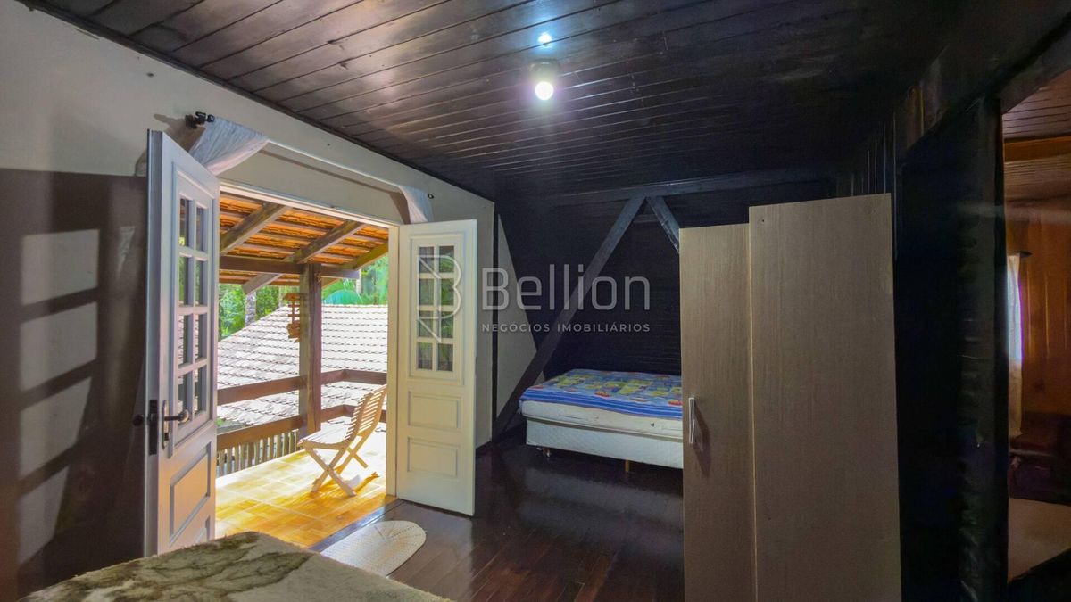 Sítio com Chalé e Cachoeira em Rio Cunha, Rio dos Cedros